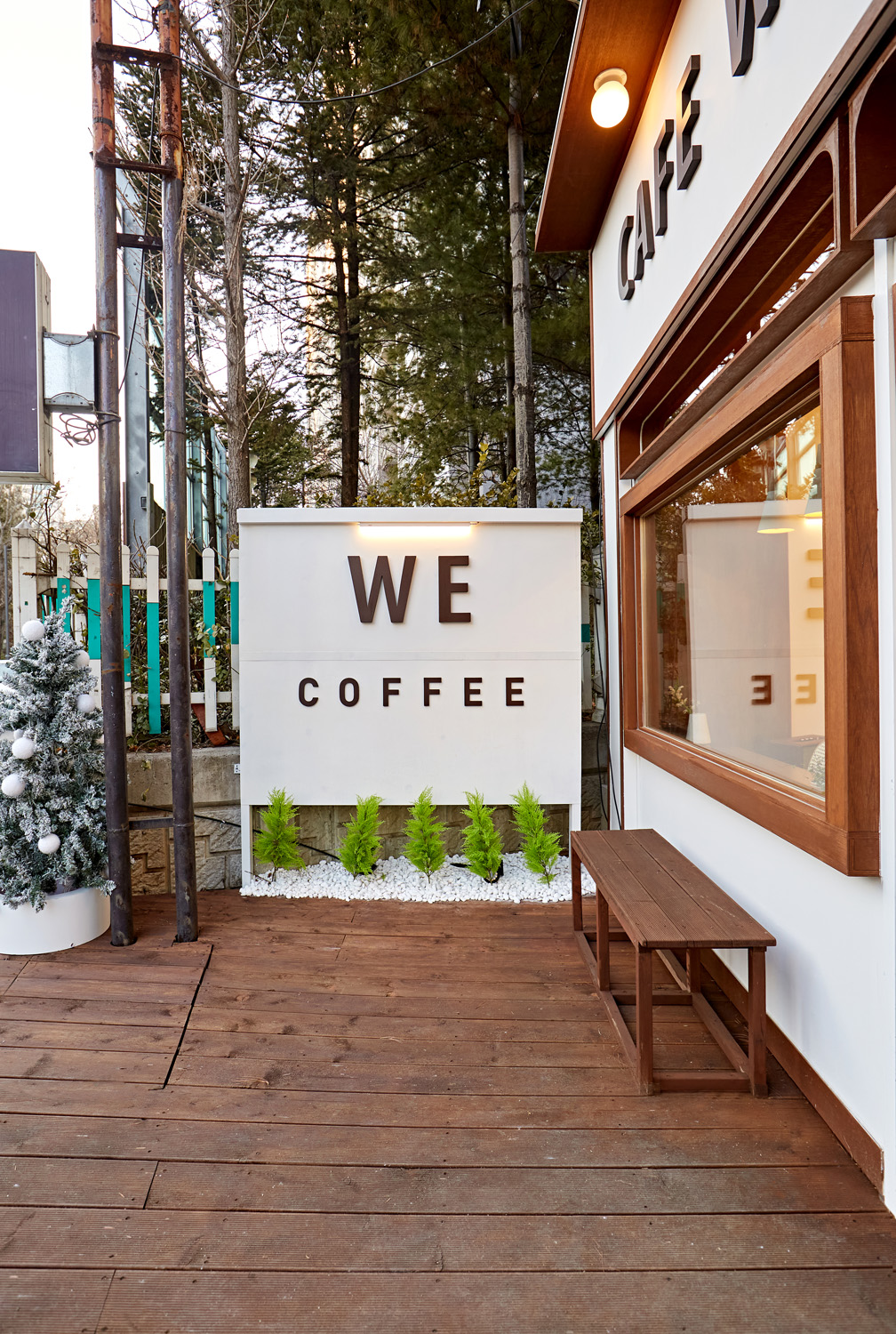 简约白色调 8 坪咖啡厅设计-17