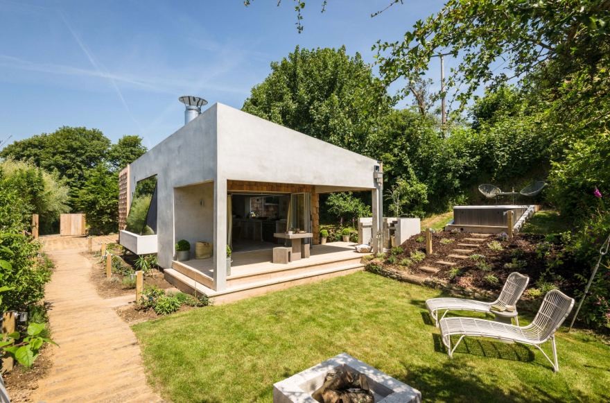 This Small Holiday Cottage Combines Modern Aesthetics with Buconic Charm-16