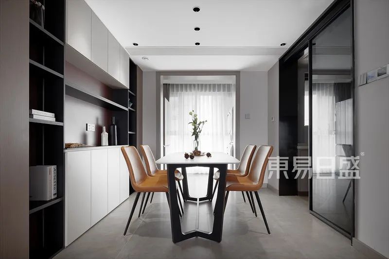 现代简约四居室丨东易日盛-25