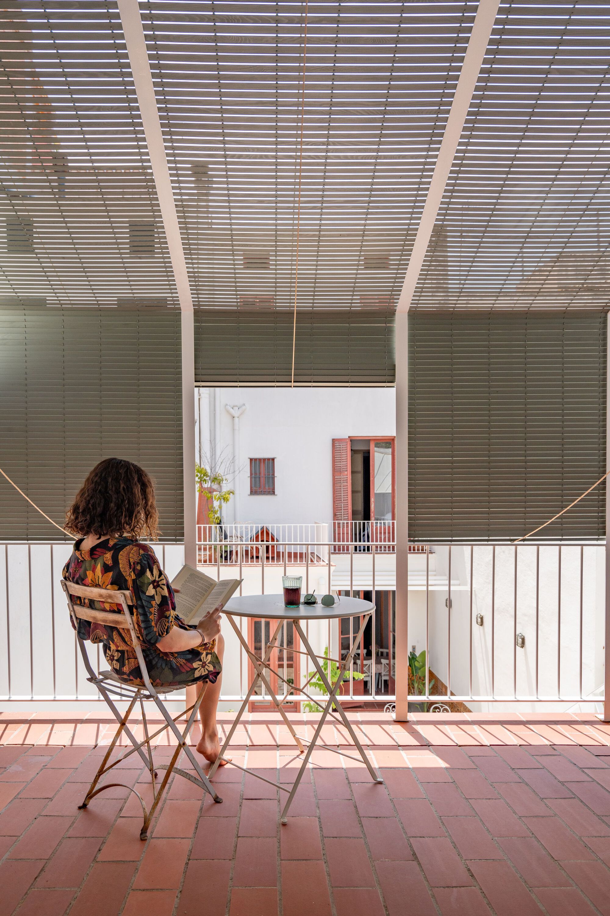 现代主义庭院翻新丨SpainBarcelona-18