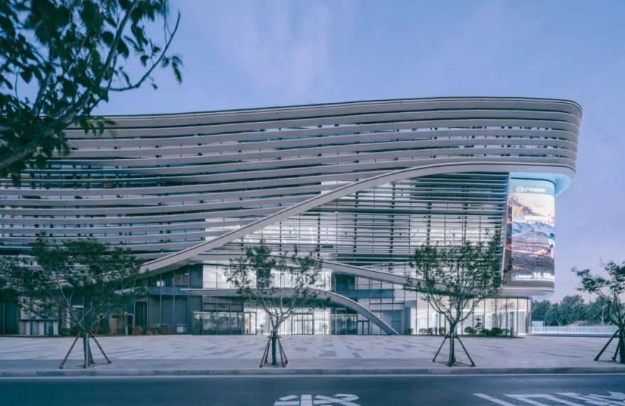 VAAS作品|石家庄名车广场:滹沱水岸的“流动方舟”-49