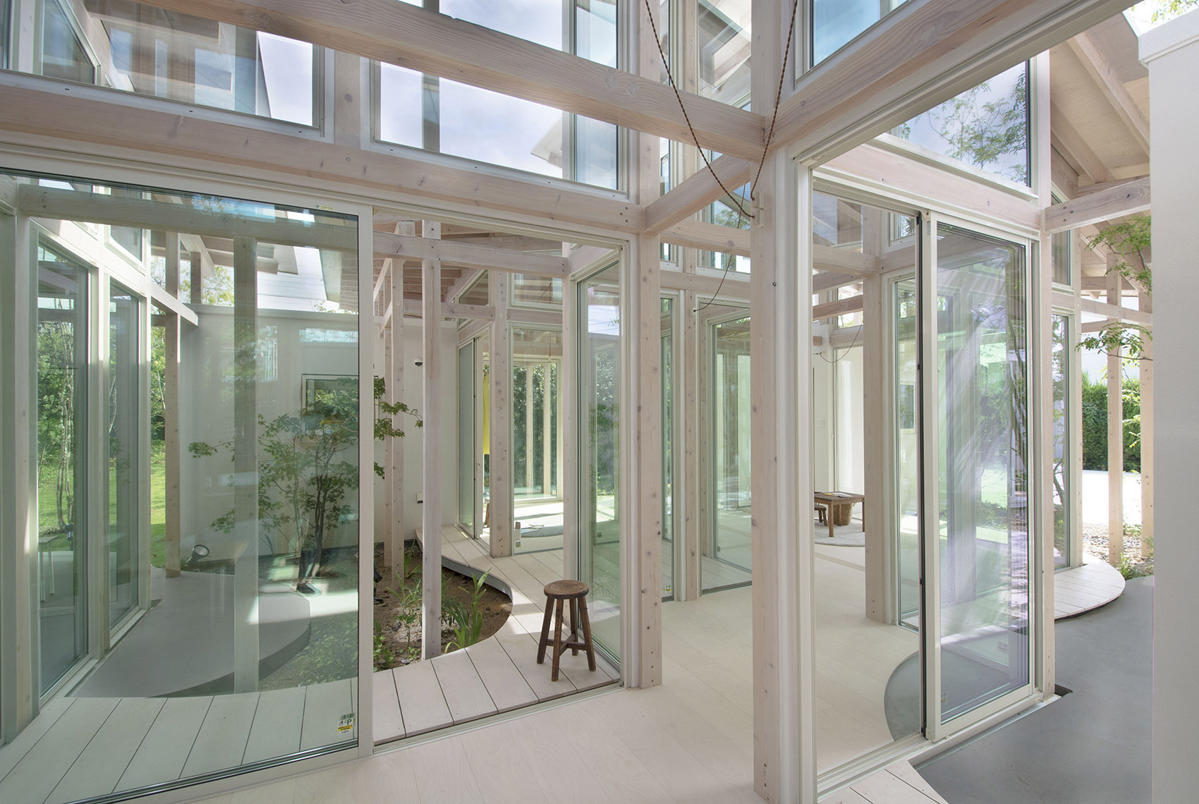 树篱围绕的房子，日本 / Studio Velocity-35