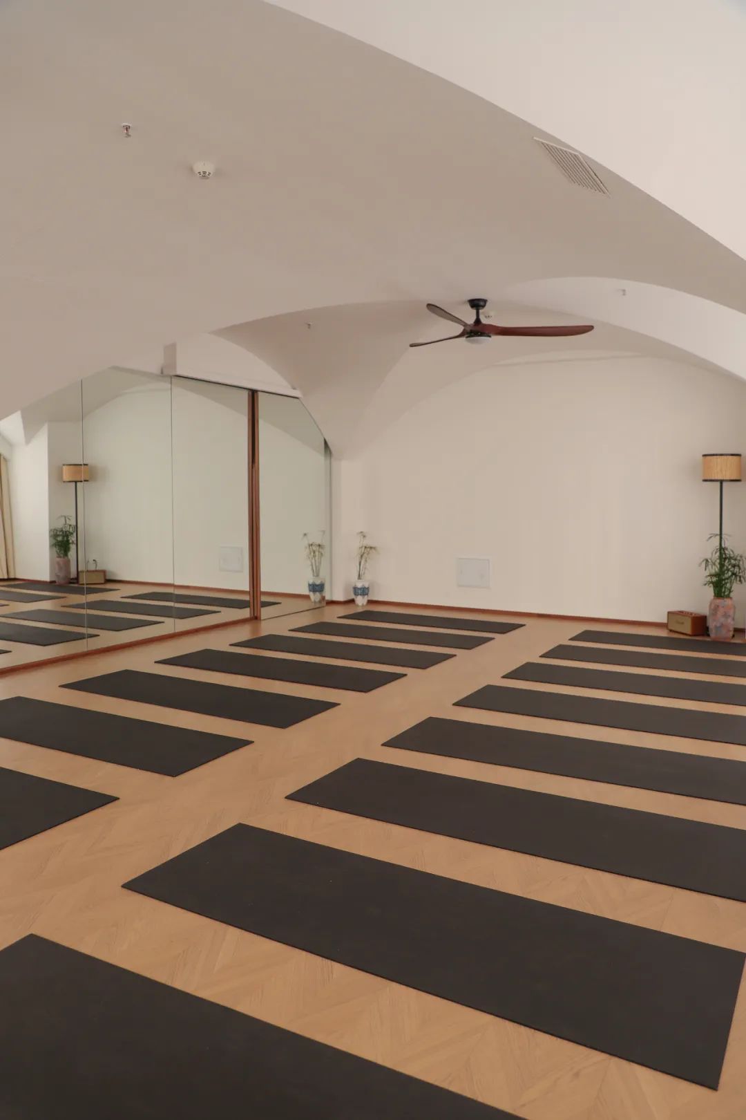 舍予瑜伽 · 法式中古风温馨瑜伽空间设计丨中国淄博丨发现设计-51