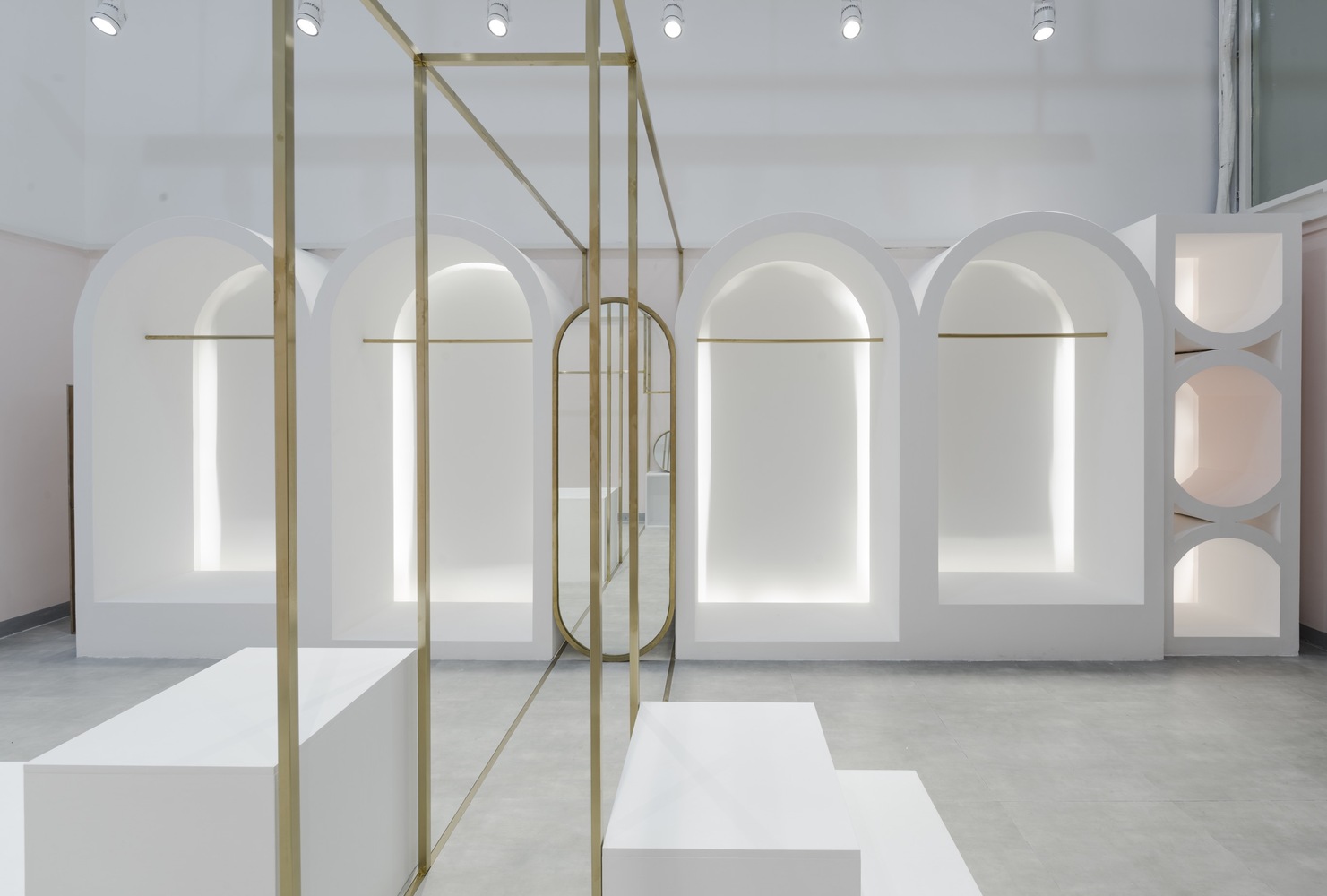 极简白色空间，展现设计魅力-5