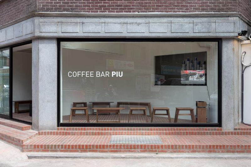 14 平米迷你咖啡馆，打造感性 Instagram 风格空间-2