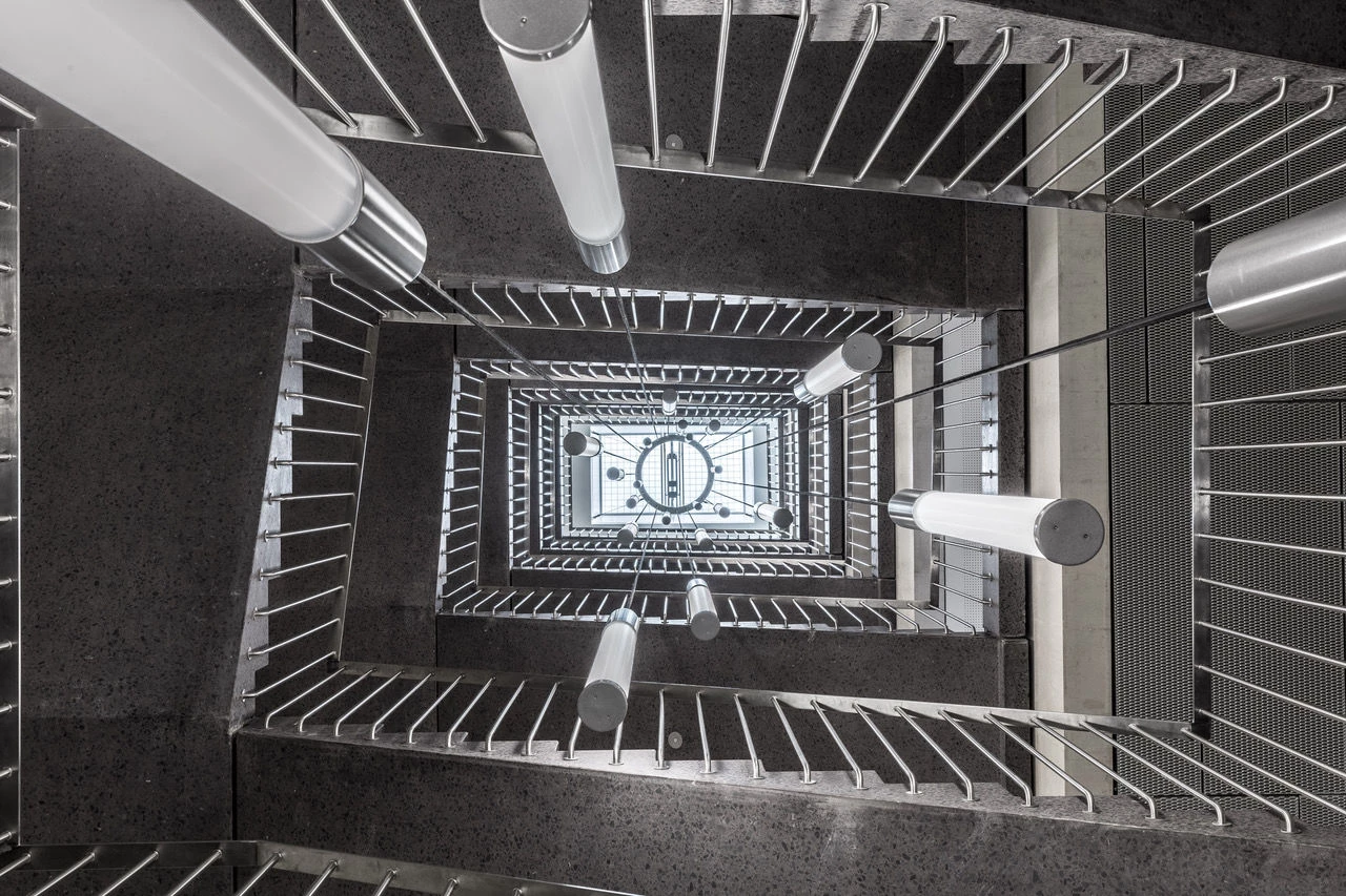 苏黎世 Dübendorf 城市中心翻新-18