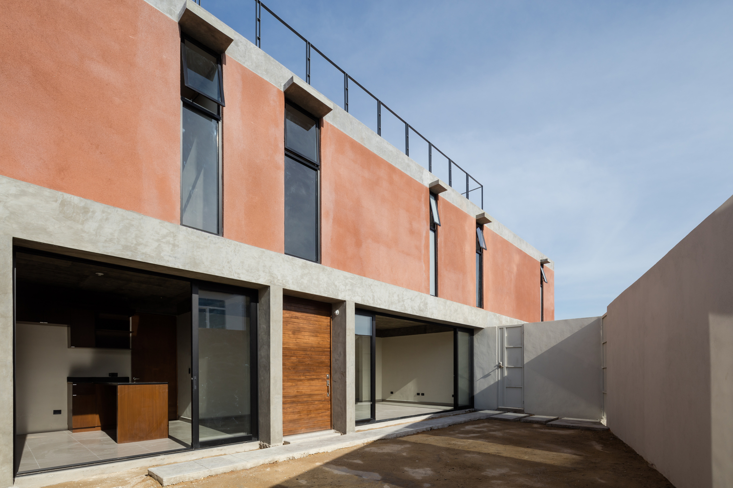 三角地块的逆袭 · LP3 House 设计与户外空间的巧妙融合-11