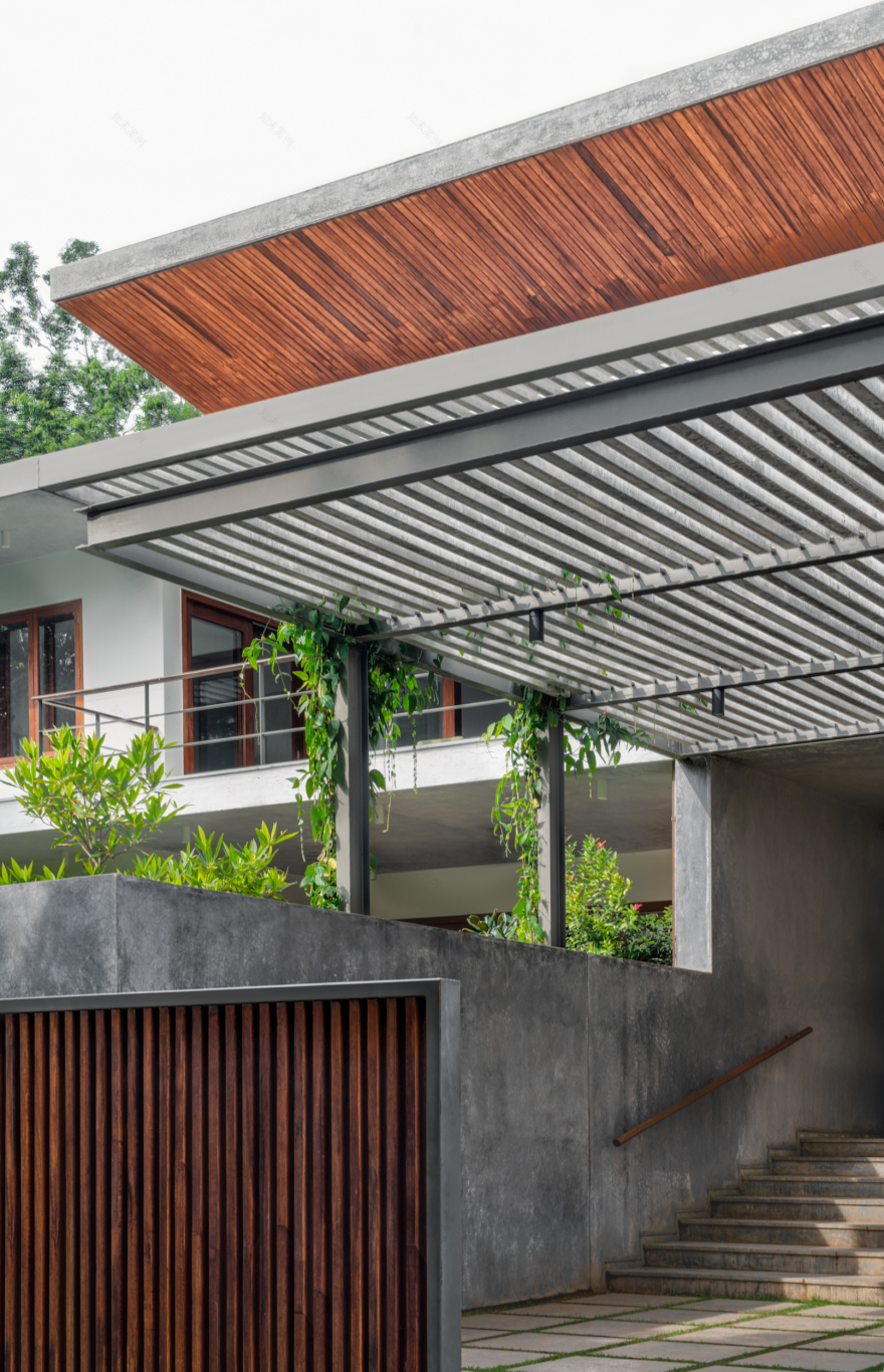 Race Course House / Khosla Associates-16