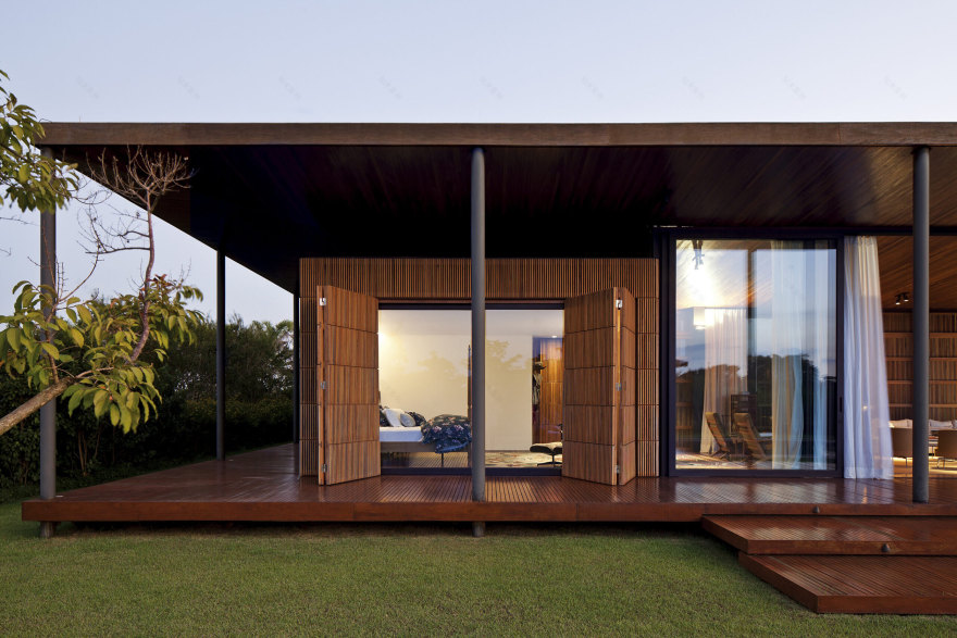 ML住宅
注:由于ML没有更多背景信息难以准确判断其具体指代,这里按一般情况保留英文缩写若有更详细的信息,可进一步完善翻译 丨PortugalPorto丨Bernardes + Jacobsen Arquitetura-26