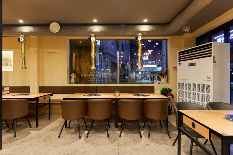 83 平复古小屋，尽显温馨原木风-12