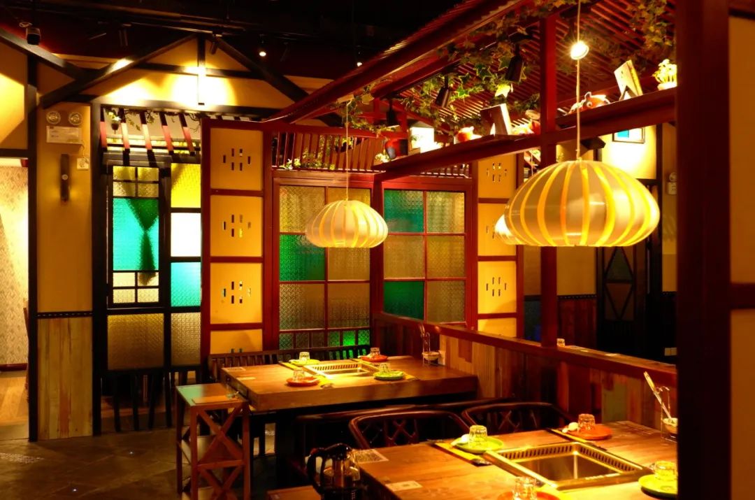 钱磊 | 餐饮空间不止餐饮，五光十色的视觉盛宴-41