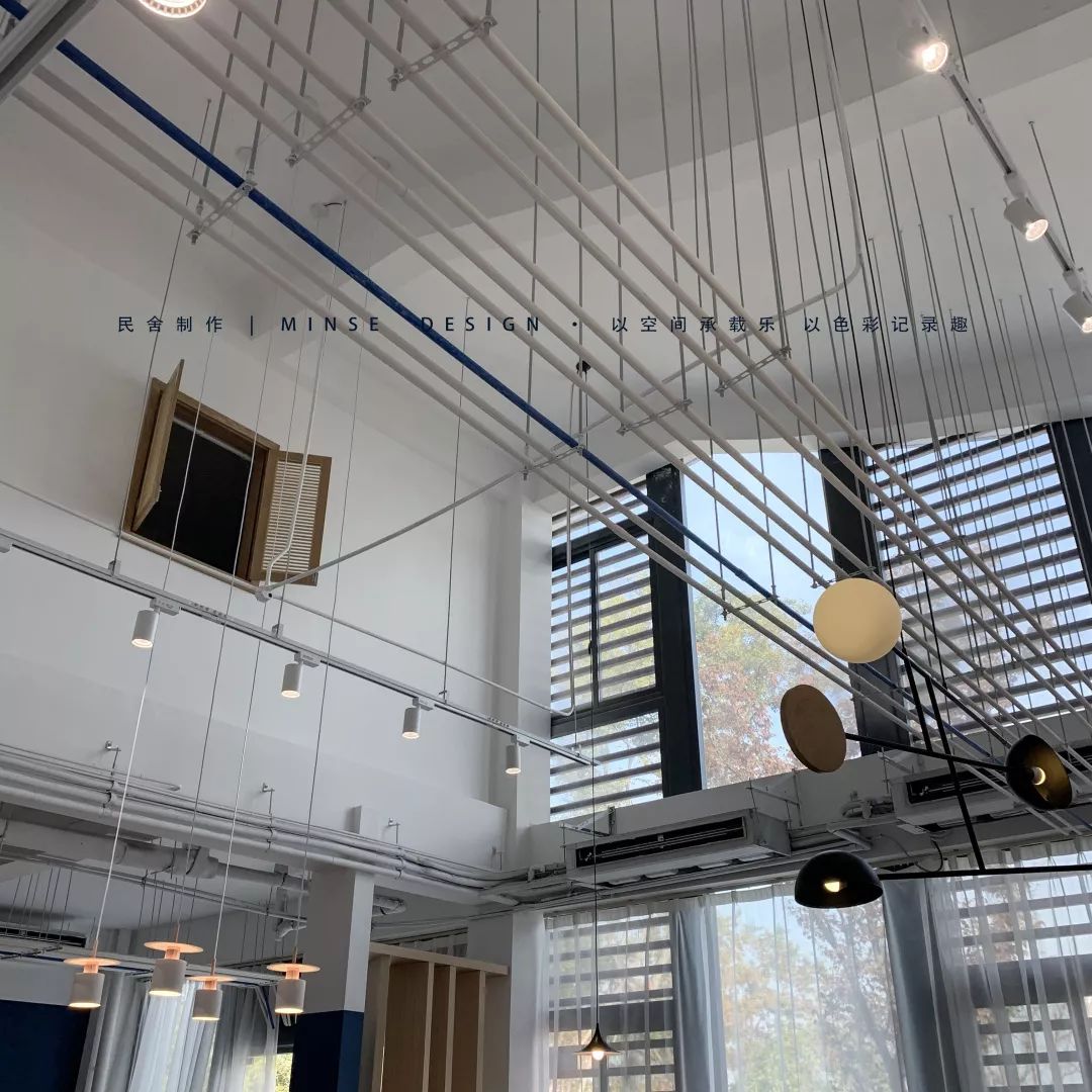 杭州富春江畔的克莱因蓝商业空间-30