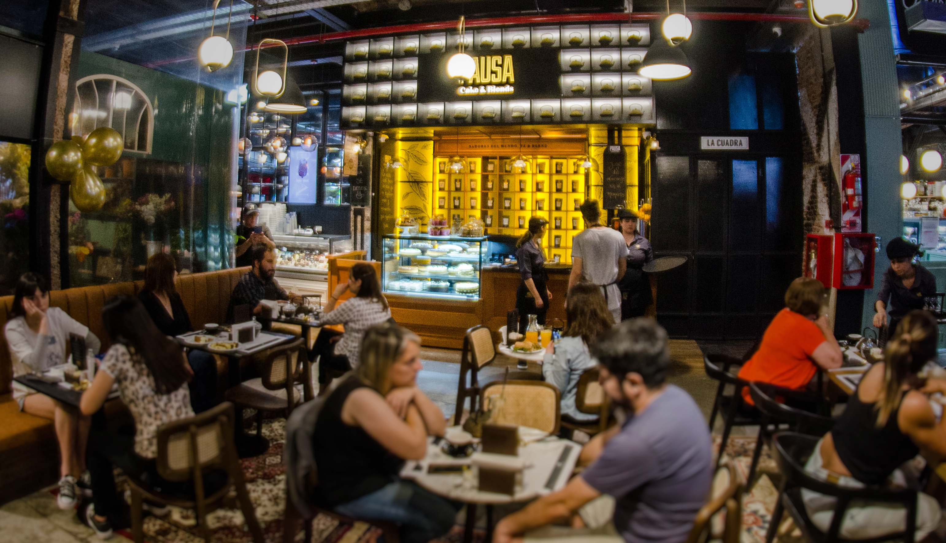 PAUSA Cake & Blends 茶饮零售空间设计丨阿根廷拉普拉塔-7