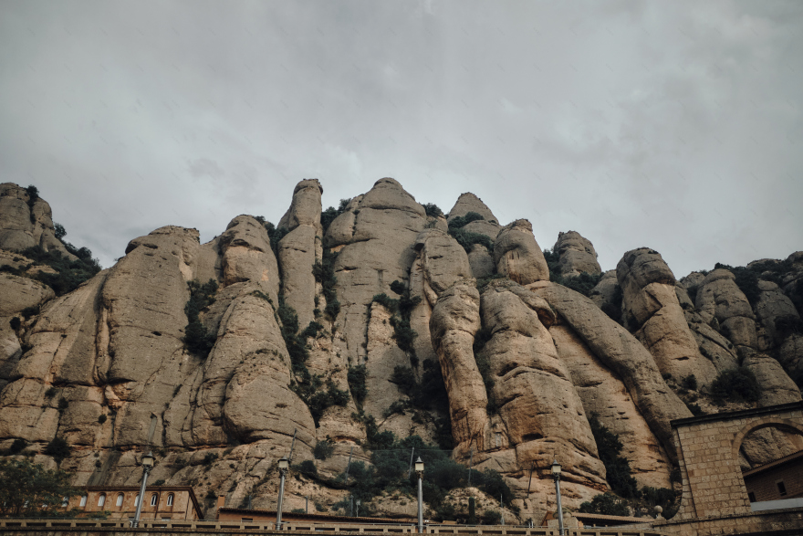 圣山蒙特塞拉特丨西班牙巴塞罗那-8