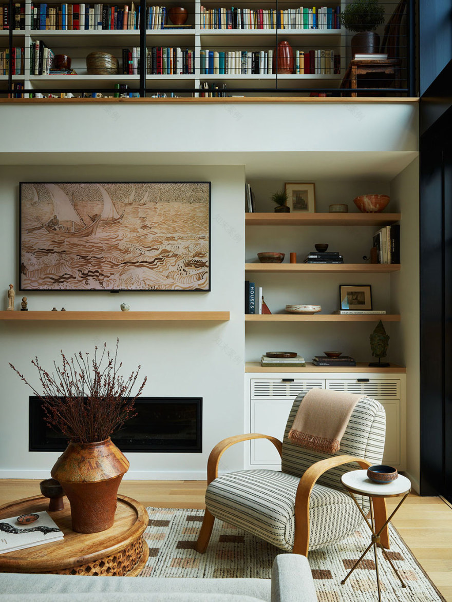 布鲁克林联排别墅,工业风双层高窗打造温馨现代空间-2