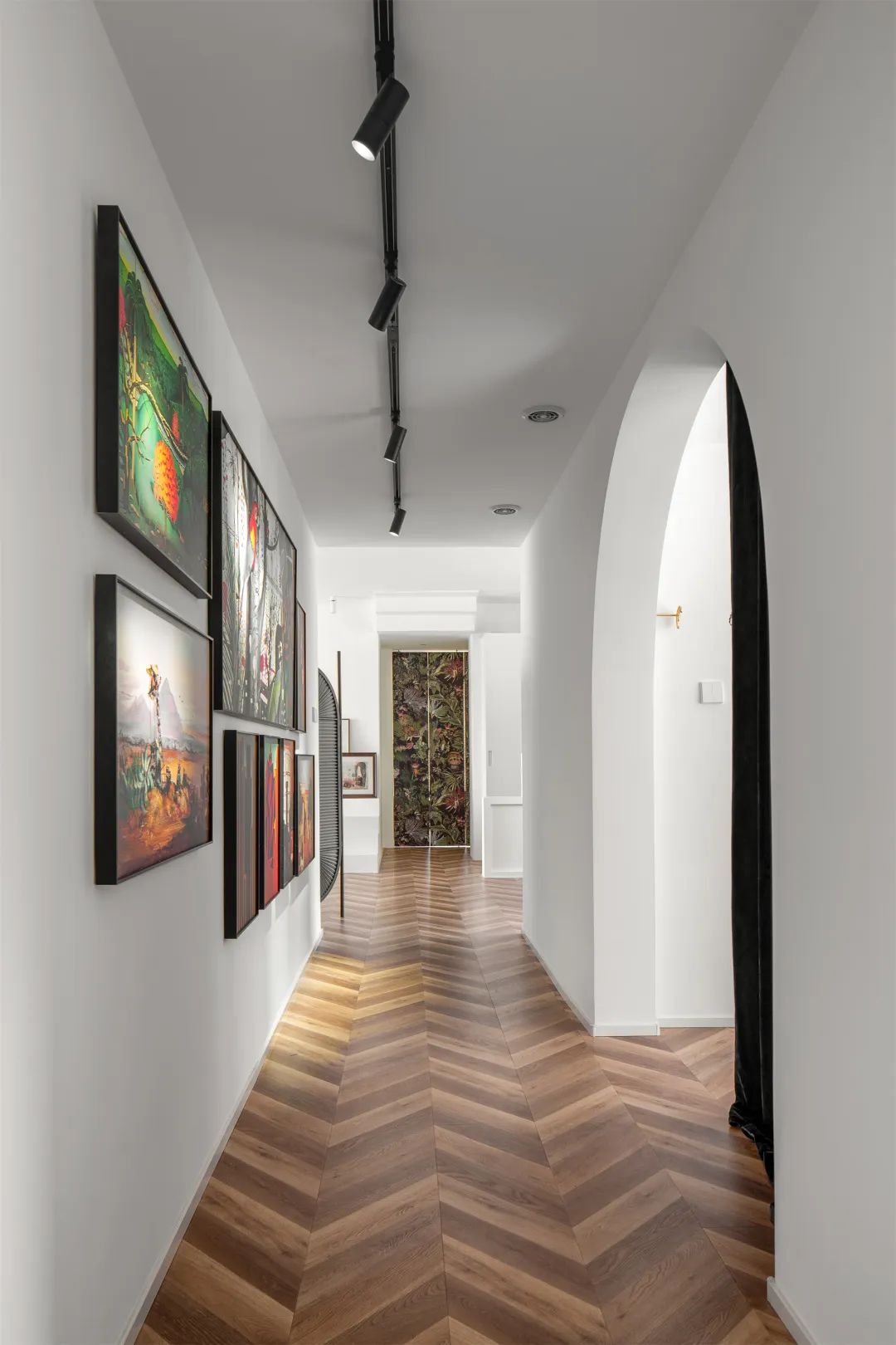 热情南美度假风,138㎡家的逆天改造丨中国厦门-16