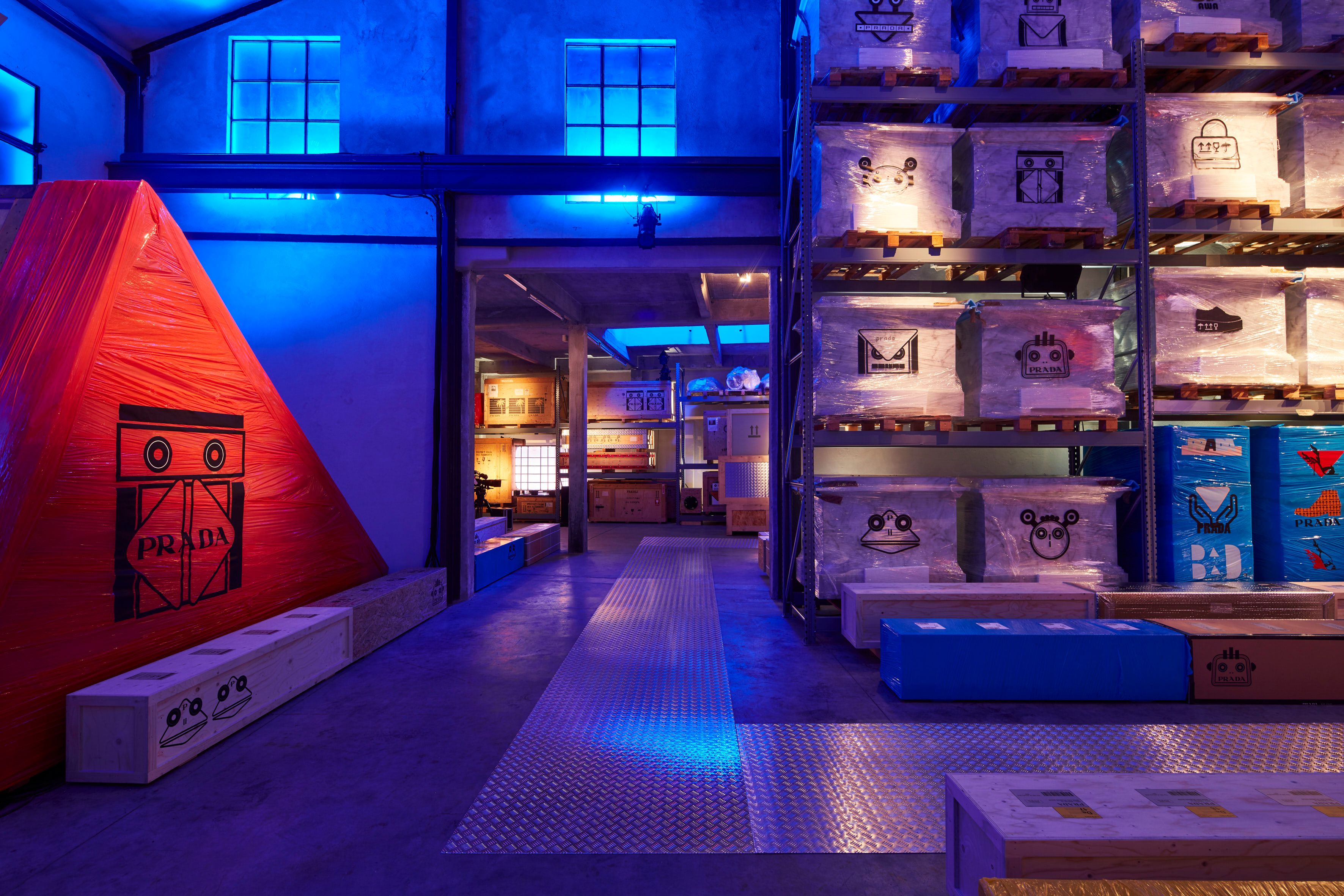 2018 秋冬普拉达男女时装秀-11