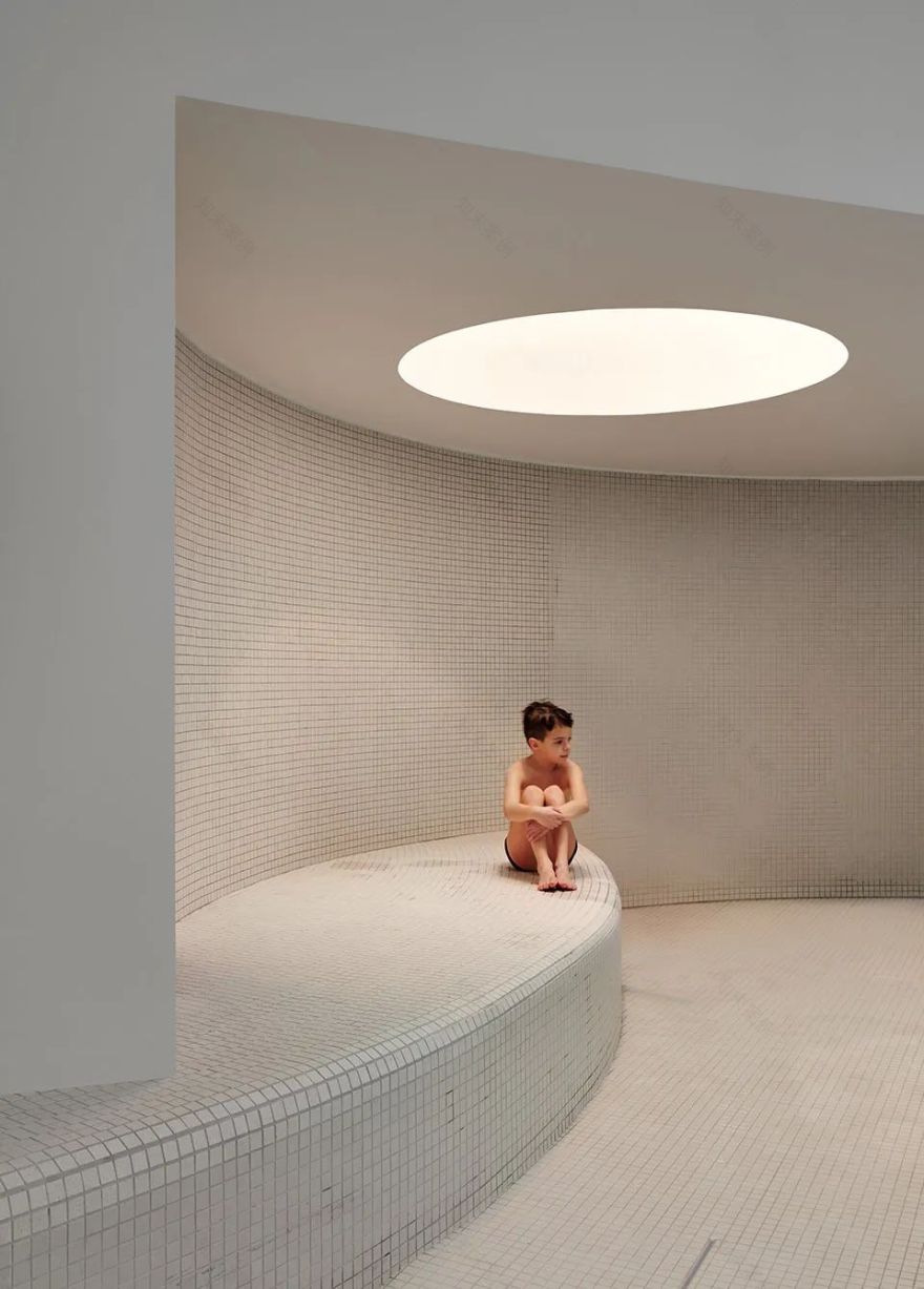 法国Fondettes游泳馆综合体-43