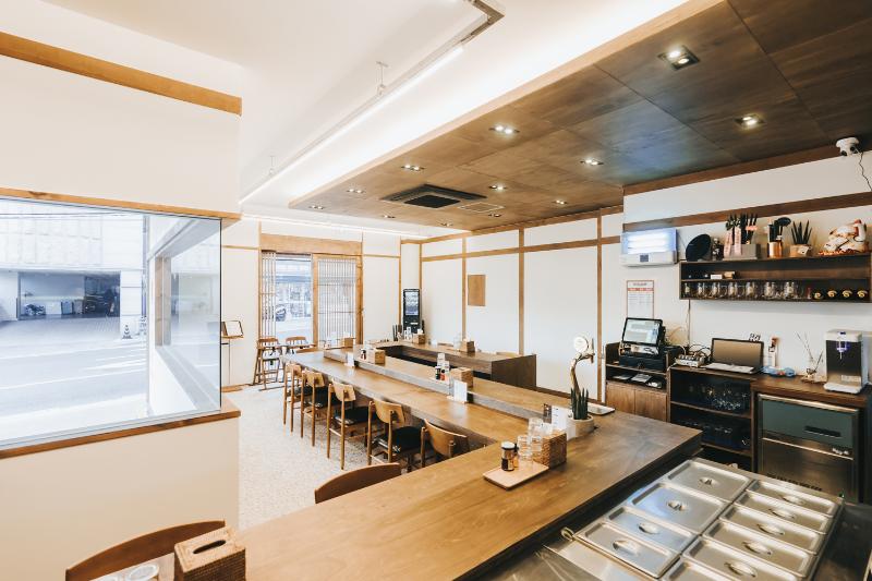 十九平米卡莱餐厅，独特双层结构提升空间利用-9