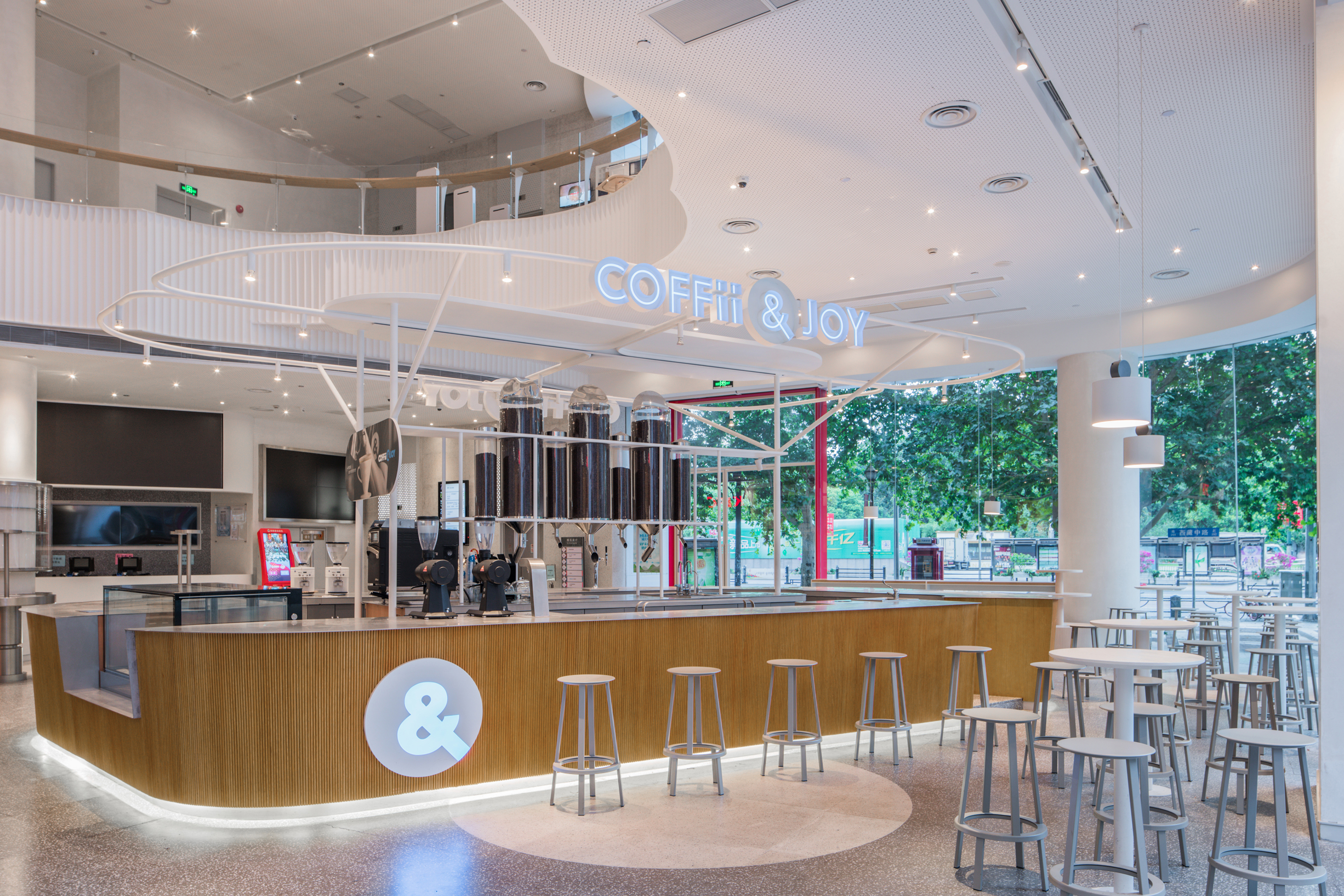 上海和平电影院 KFC 餐厅·穿梭时空的未来之旅-24