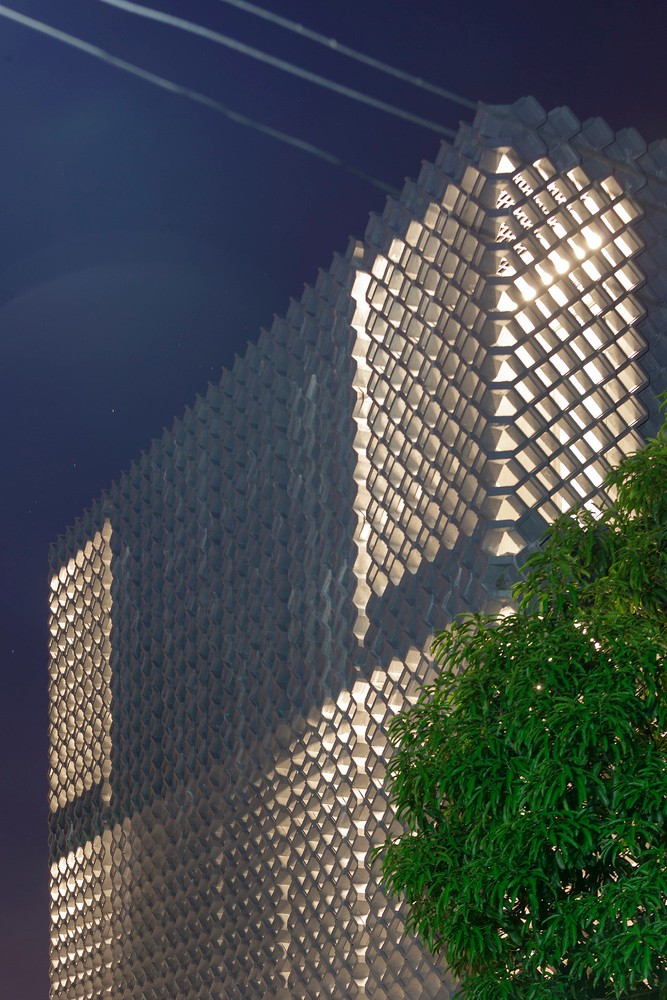 泰国镂空混凝土砖住宅-34