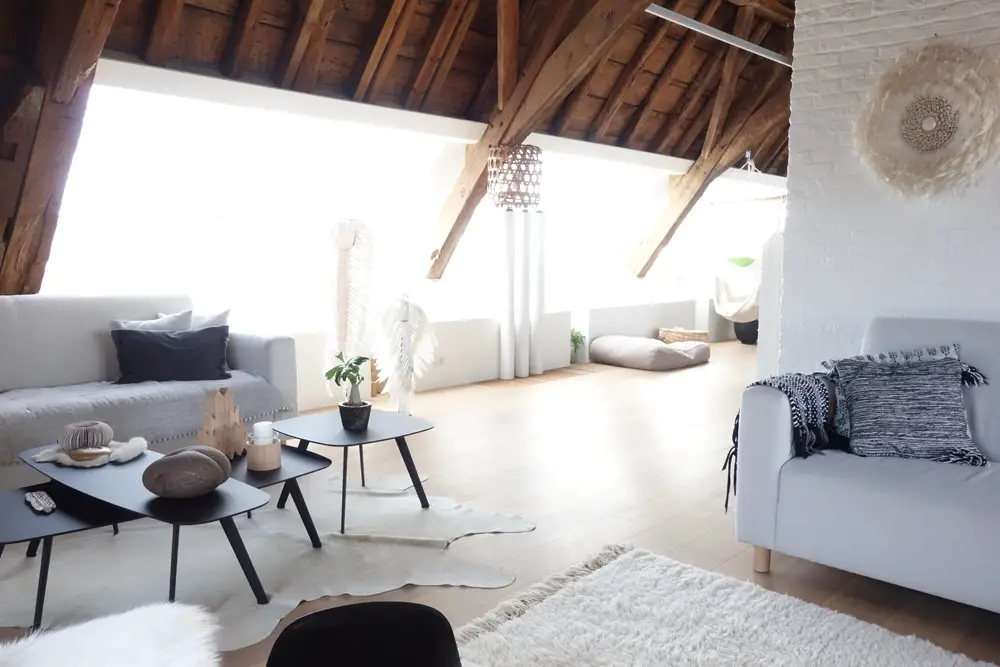 比利时 230㎡时尚波西米亚风屋顶阁楼设计-10