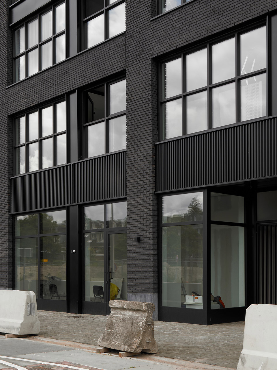 “都市峡谷”公寓丨荷兰阿姆斯特丹-11