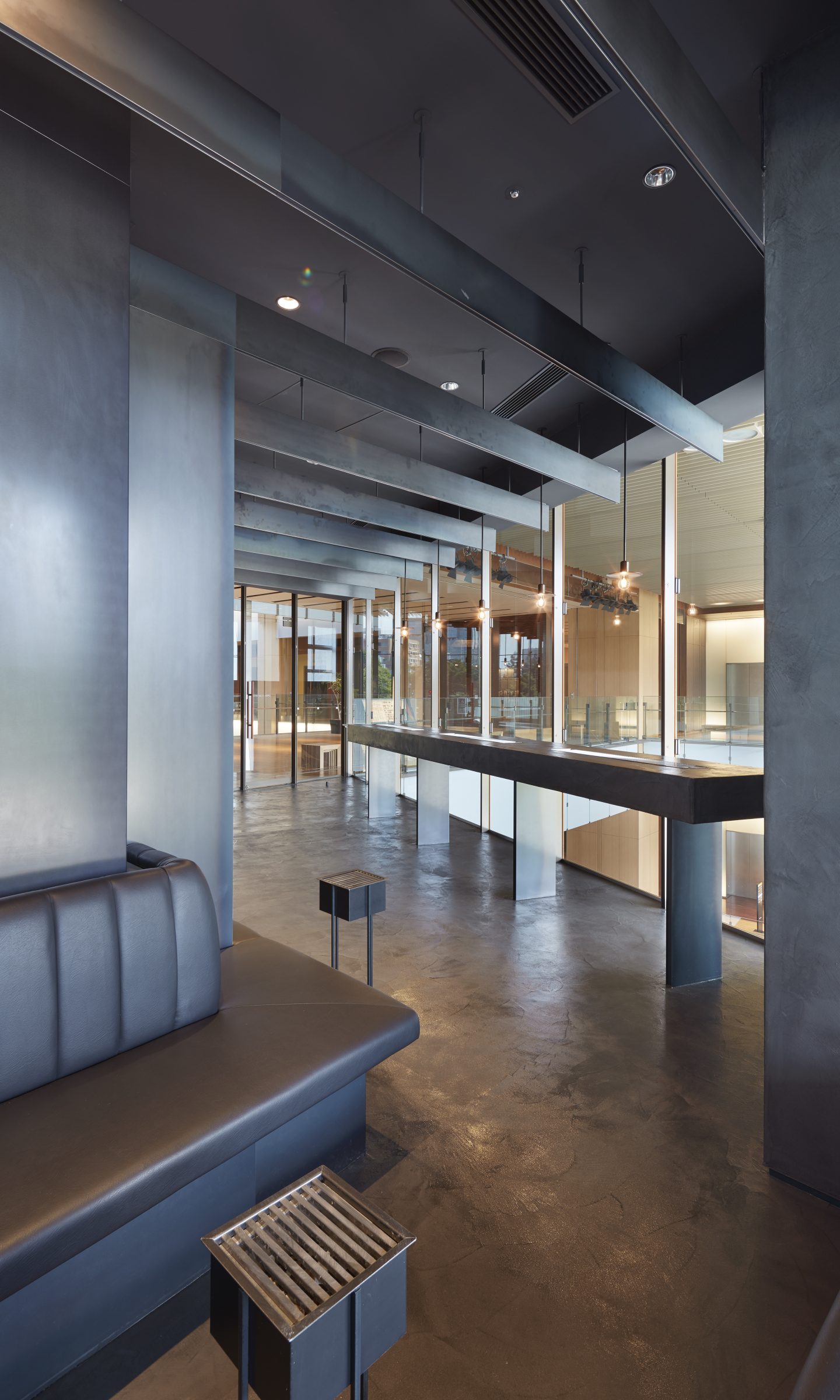 東京ミッドタウン喫煙室  Suppose Design-3