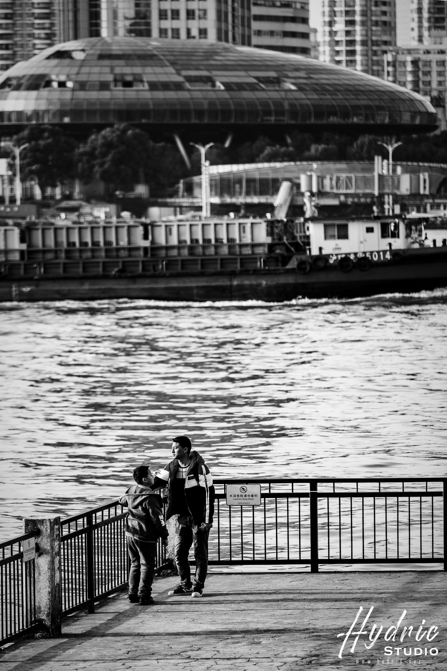 LUJIAZUI - STREET PHOTOGRAPHY-7