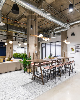 丨PortugalAve丨BOX Studios