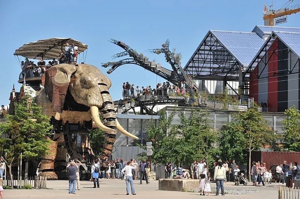 南特国立高等建筑学院教学楼丨法国南特丨安妮·拉卡顿和让菲利普·瓦萨尔-12