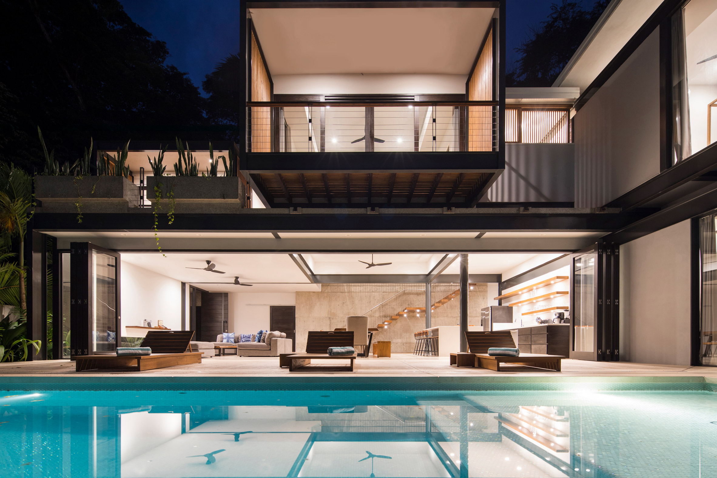 Studio Saxe creates contemporary villa in Costa Rican rainforest | Dezeen-20