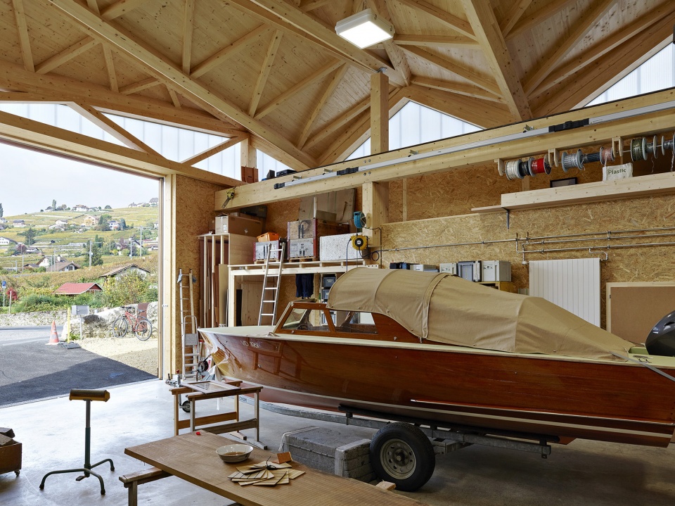 瑞士 Cully 船厂 | 融入环境的船坞设计-22