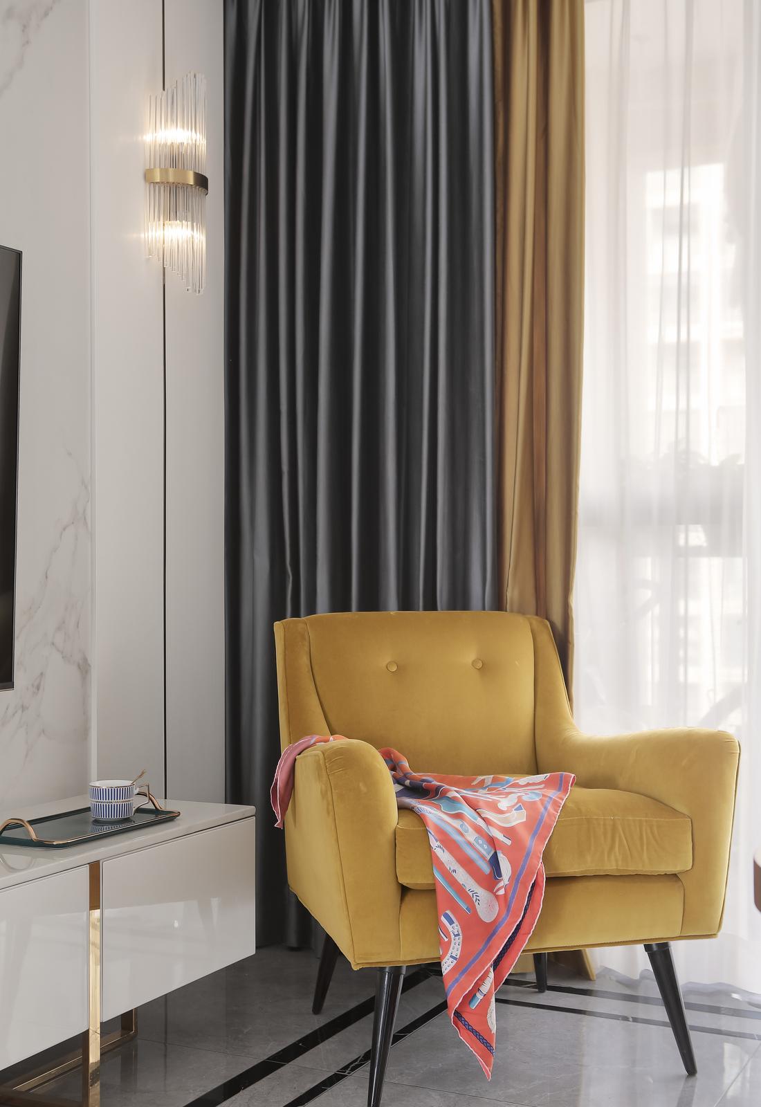 现代轻奢四居-11