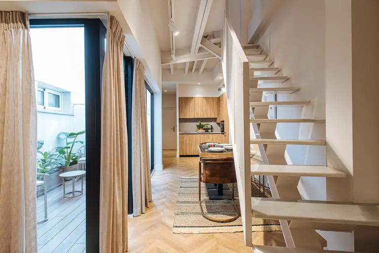 自然色彩的西班牙小复式 | 安静与品质的完美结合-13