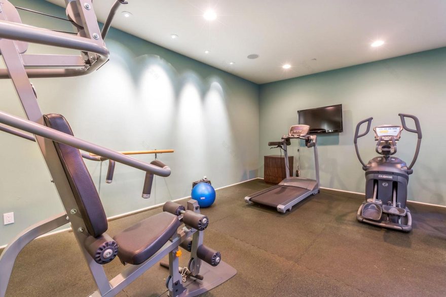 加州比佛利山庄绿色全景豪华住宅-38