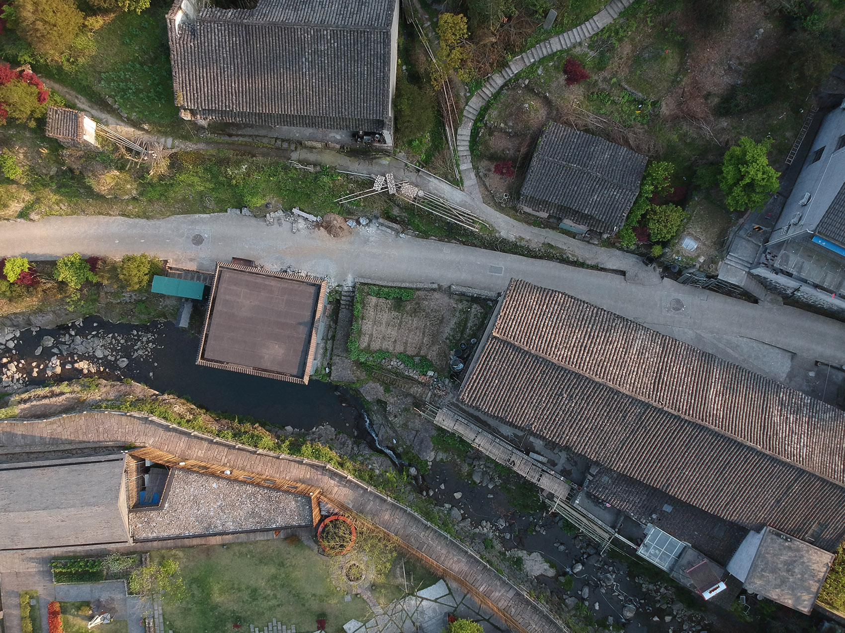 奉化栖霞坑发电站改造的溪边餐厅丨中国宁波丨尌林建筑设计事务所-12