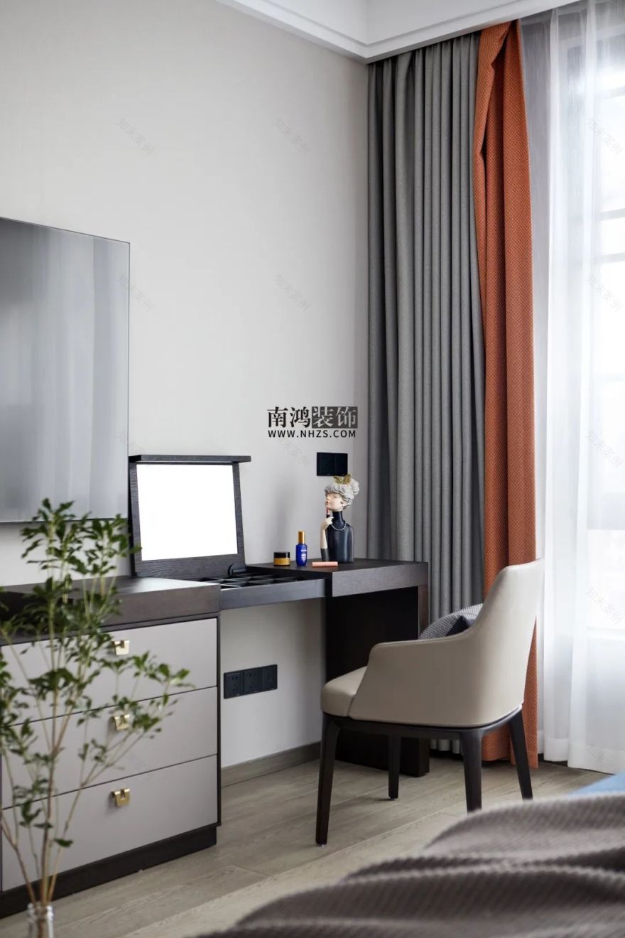 世茂首府港式轻奢大宅丨浙江南鸿装饰-11