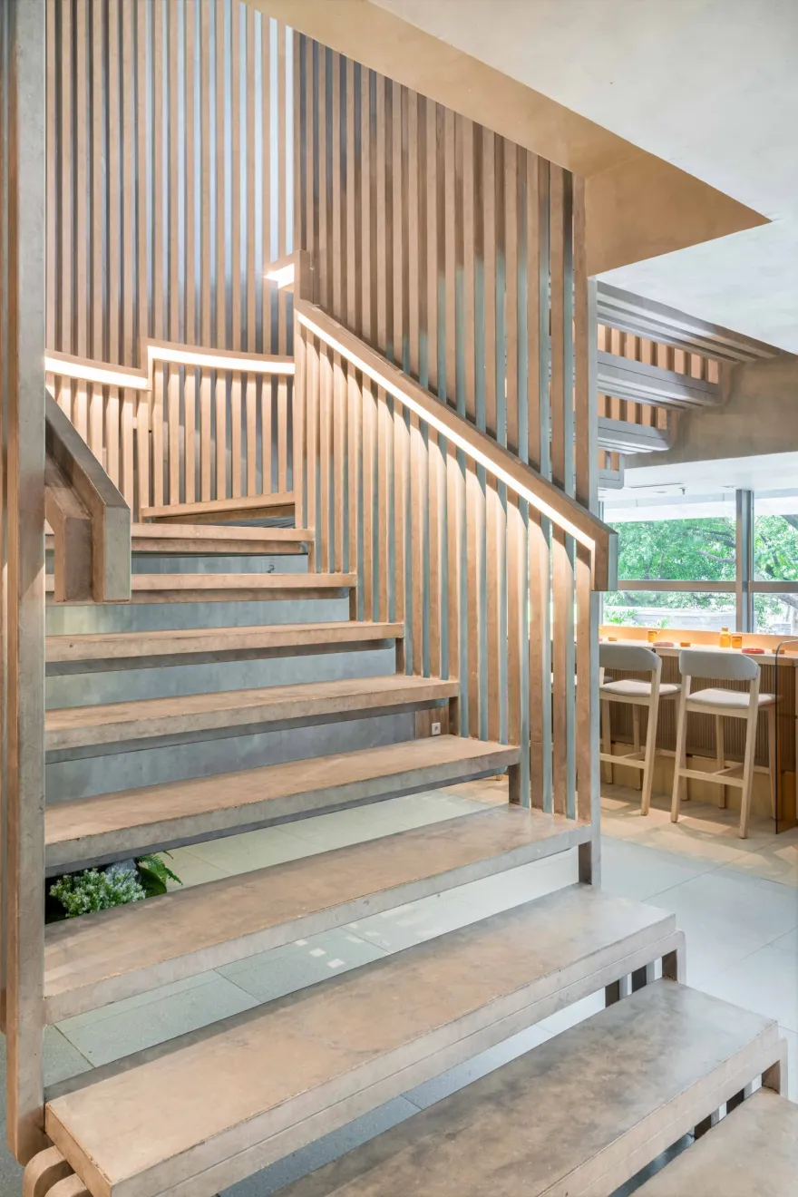 雅加达凯洋寿司店
注:这里Kaiyo音译为凯洋,Sushi是寿司,Jakarta是雅加达 ,推测这是雅加达一家名为凯洋的寿司店 丨印度丨BrandWorks-18