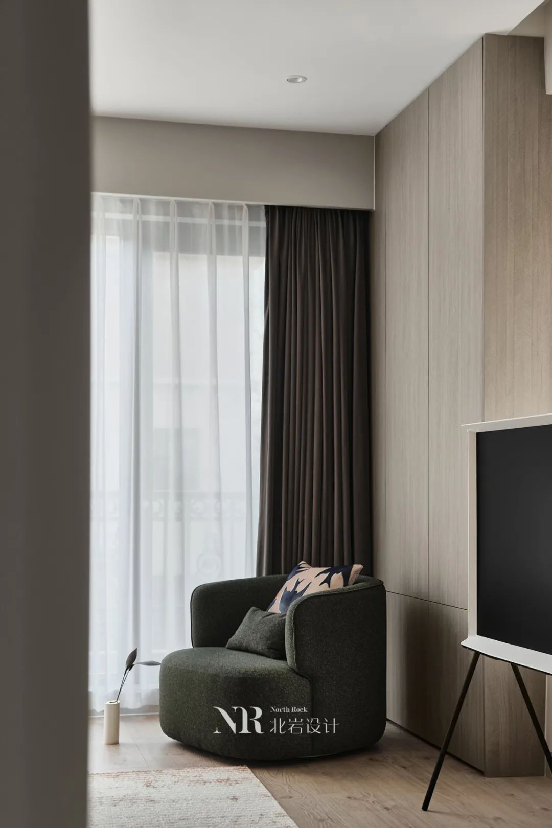 光影里的家 · 通透大宅的舒适设计丨中国南京丨北岩设计-52