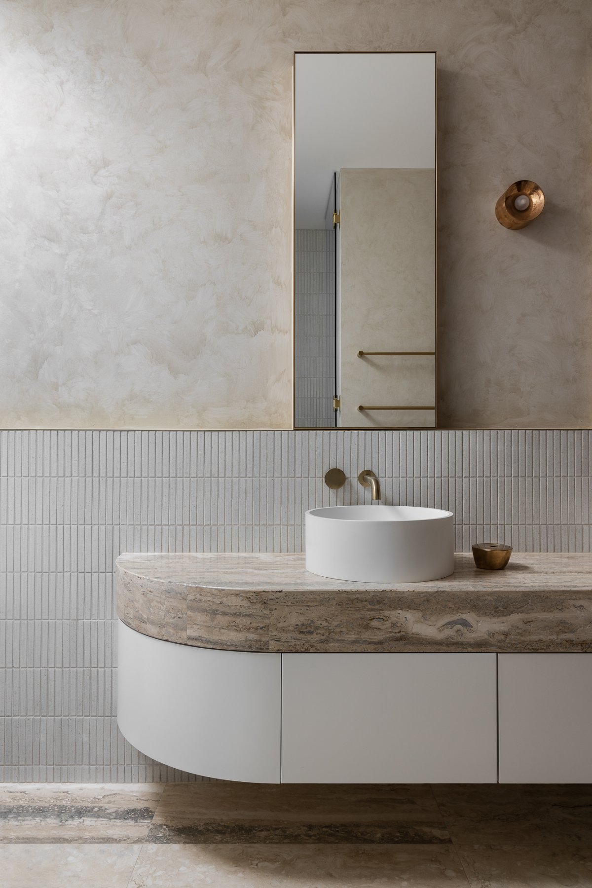 墨尔本 Balmoral Mid Century | 温柔修复的中世纪现代住宅-23