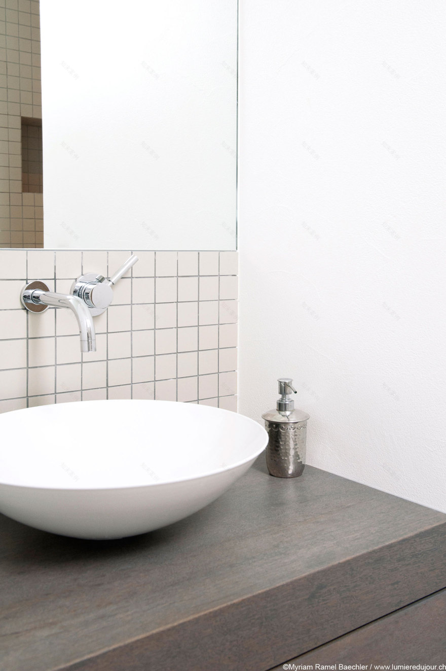 瑞士勒蒙特住宅的温馨蜕变-30