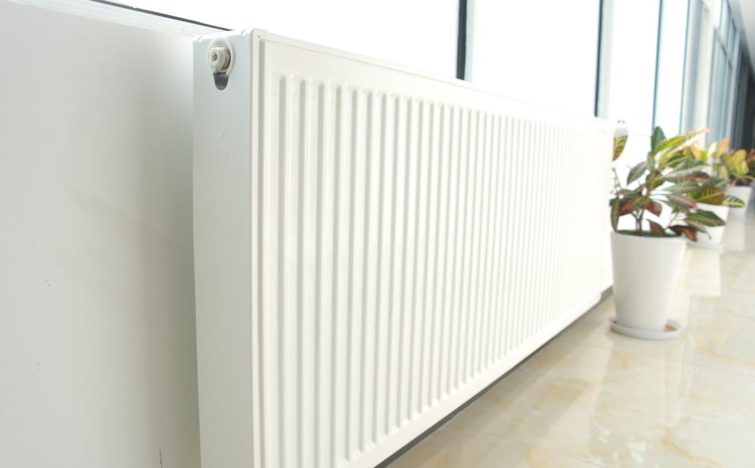 上海普陀区中石油办公室明装暖气片安装项目-15