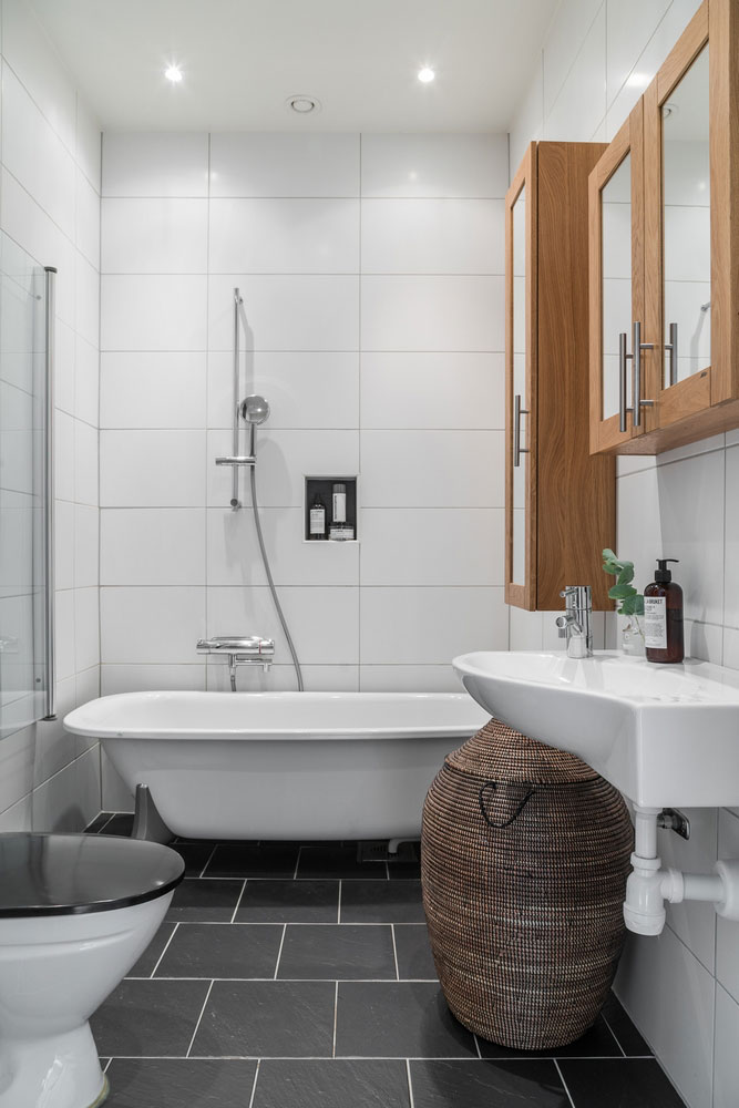 瑞典温馨公寓 | 木质元素与暖色调的完美融合-28