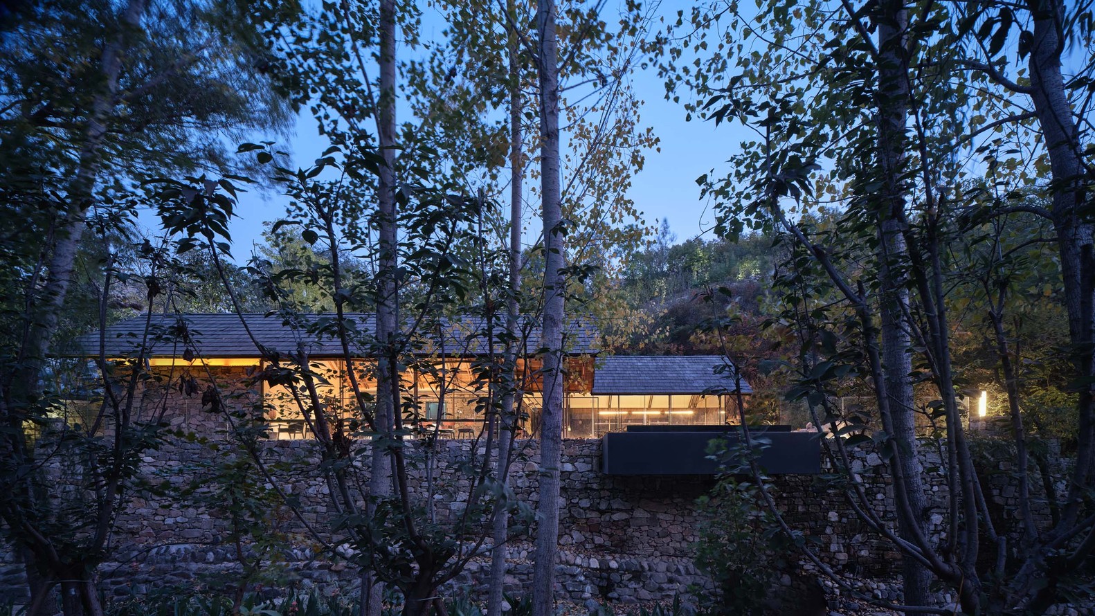 山东泰山东溪门村复兴项目 · 百年乡村的针灸式建筑更新-33