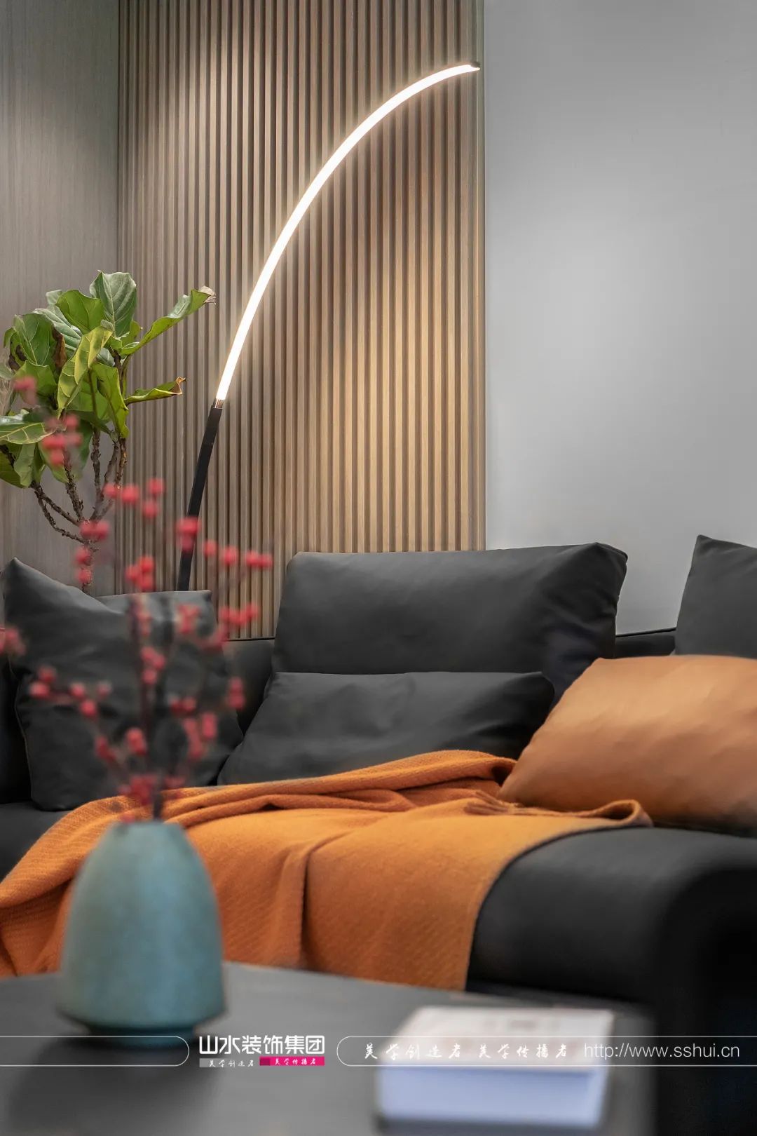 200 平复式住宅 · 现代简约与生活的热爱丨王雷-33