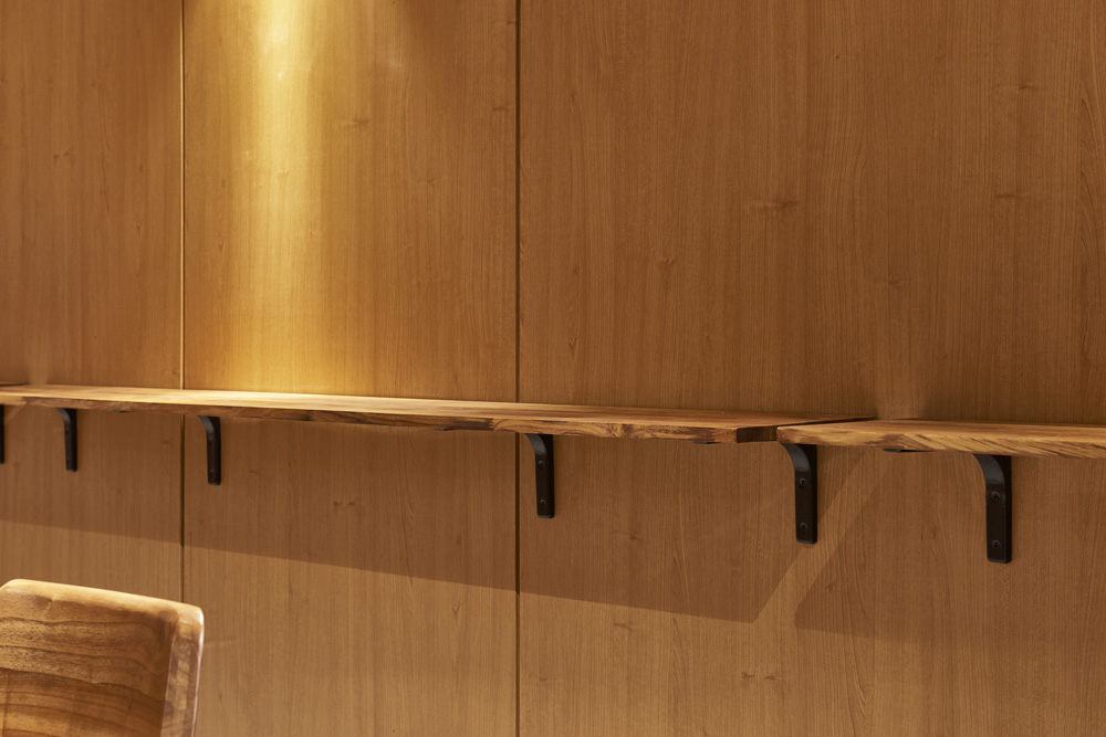 亮点照明 | 17 坪小空间的创意美式餐厅设计-10