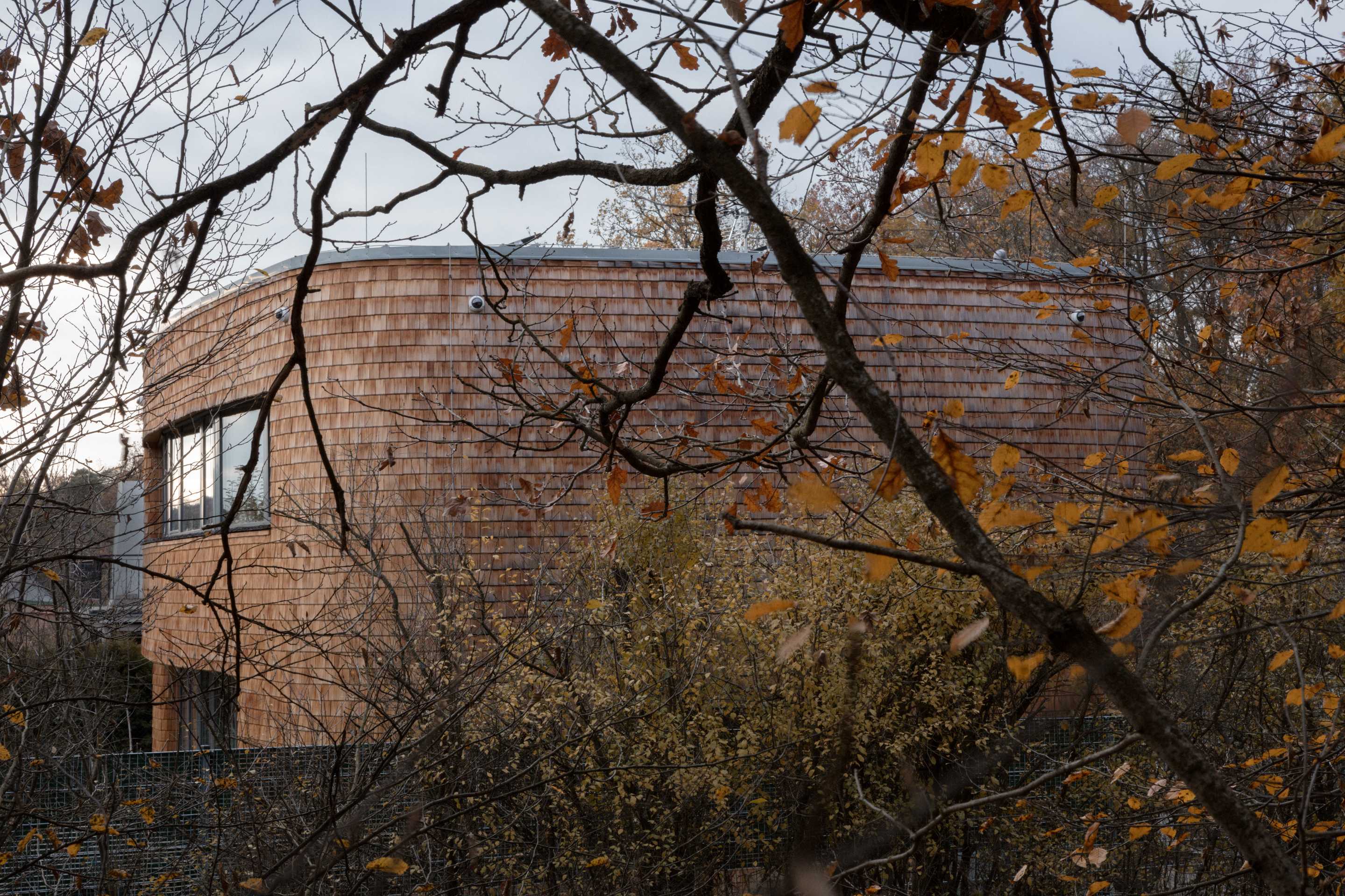 捷克 Dobris 家庭住宅 | 自然材料与环保设计的完美结合-20