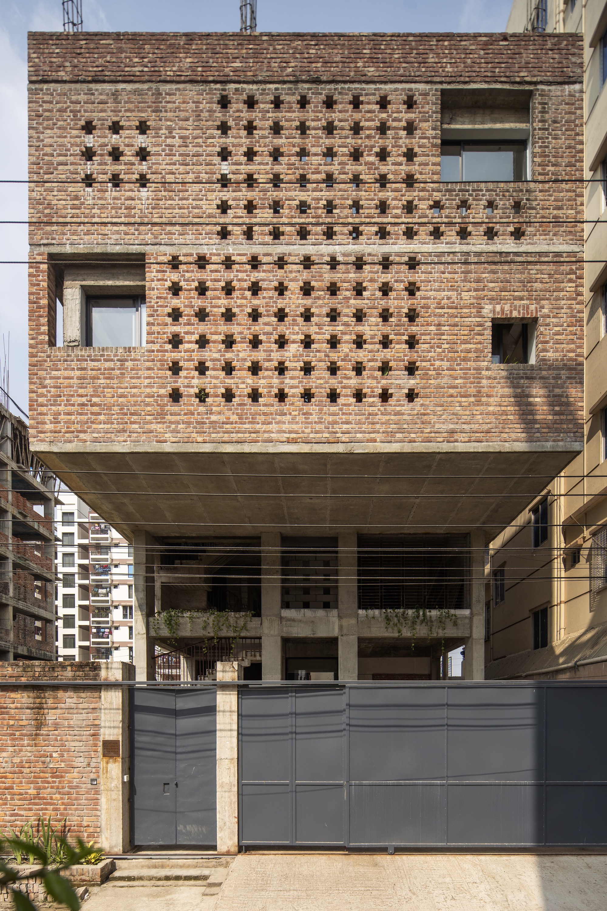 瓦萨特维塔办公室及住宅丨孟加拉国达卡丨Vuumaatra Consultants-36