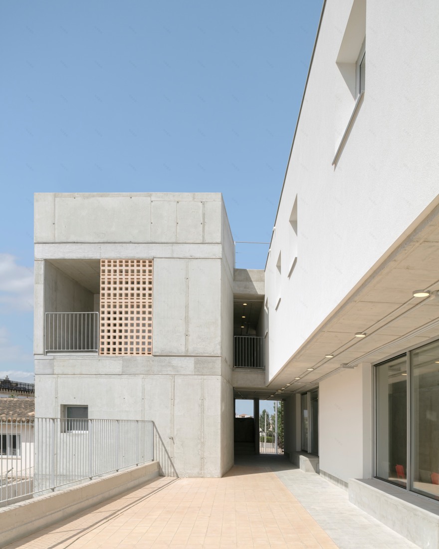 以社区为核心的智能化办公建筑设计-28